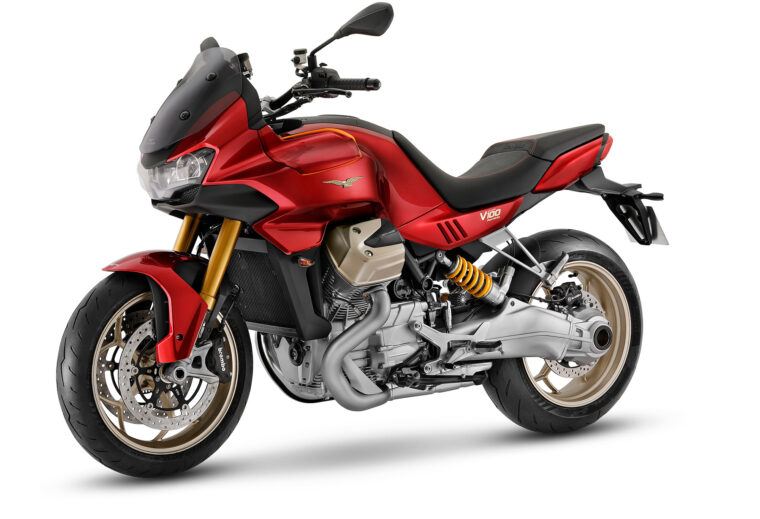 Moto-Guzzi-V100-Mandello-2022-estudio - 12