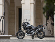 Moto Guzzi V85 TT Guardia d Onore 2022 26