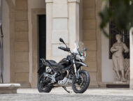 Moto Guzzi V85 TT Guardia d Onore 2022 28