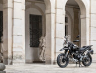 Moto Guzzi V85 TT Guardia d Onore 2022 3
