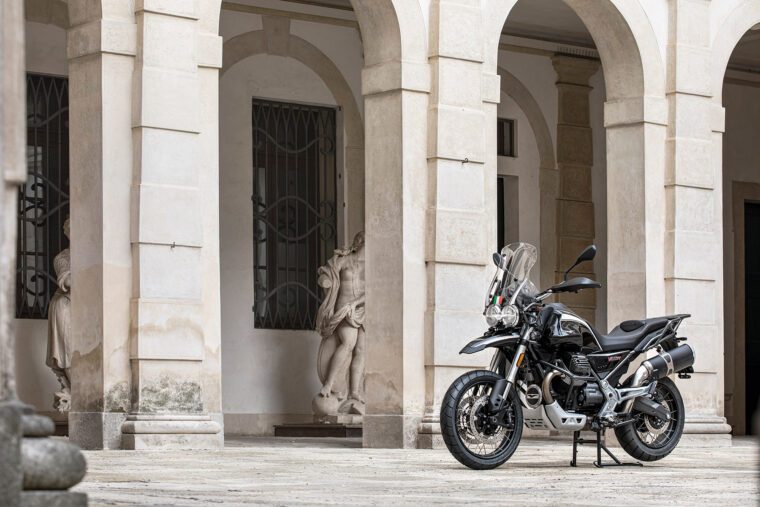 Moto-Guzzi-V85-TT-Guardia-d-Onore-2022- - 3