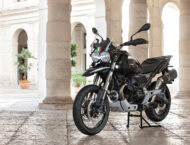 Moto Guzzi V85 TT Guardia d Onore 2022 40