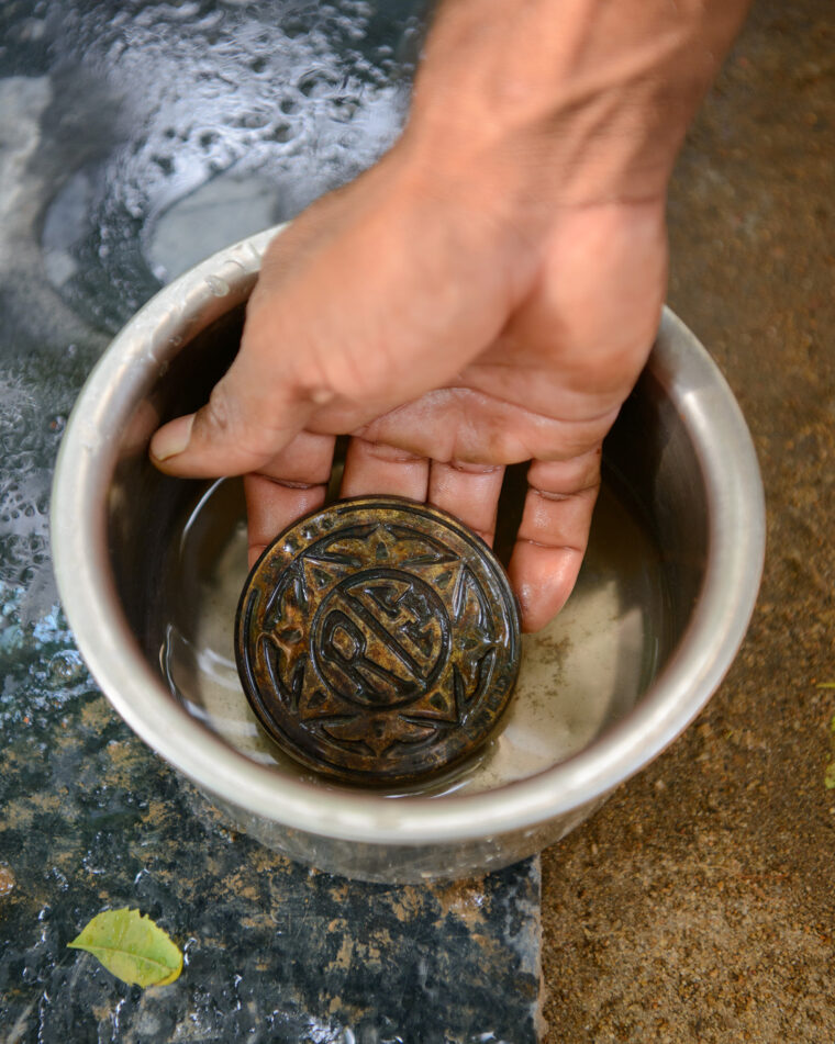 Royal-Enfield-120-aniversario (13)