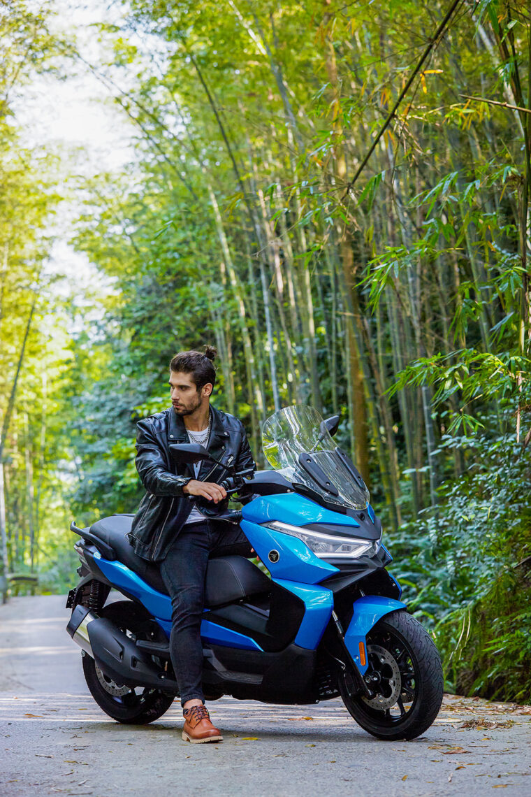 VOGE-SR4-350-2022 (32)