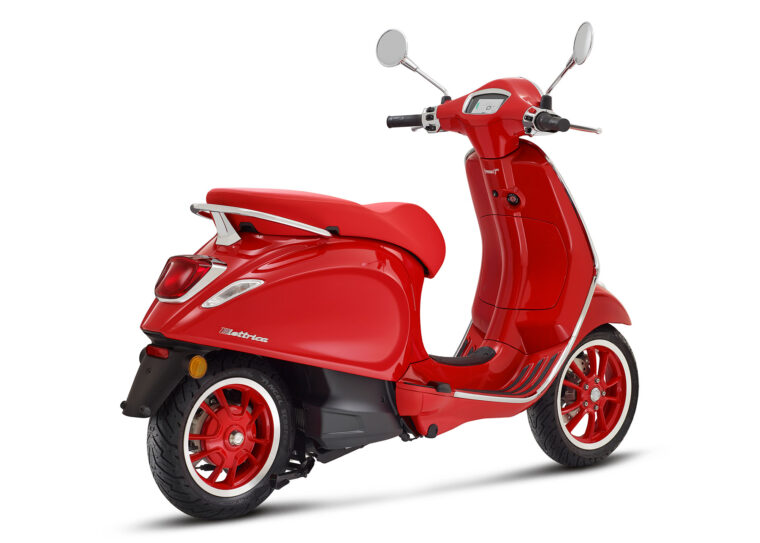 Vespa-Elettrica-RED-2022- - 3