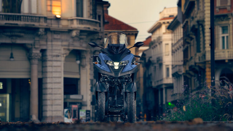 Yamaha-Tricity-300-2024- - 20