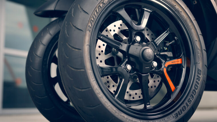 Yamaha-Tricity-300-2024- - 24