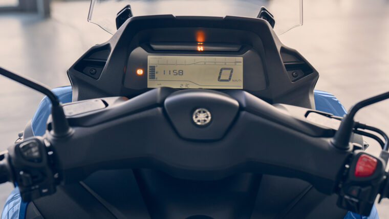 Yamaha-Tricity-300-2024- - 25