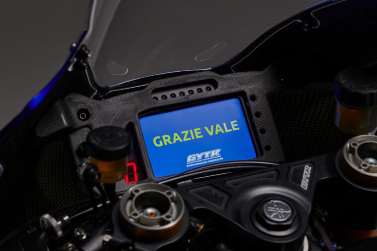 yamaha-special-r1-gytr-vr46-tribute-valentino-rossi (1)
