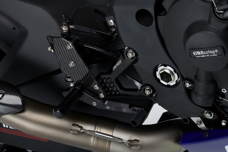 yamaha-special-r1-gytr-vr46-tribute-valentino-rossi (13)