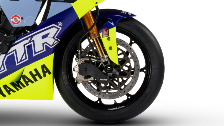 yamaha-special-r1-gytr-vr46-tribute-valentino-rossi (15)
