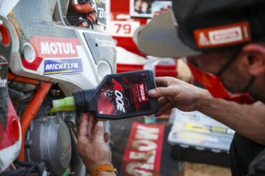 Mantenimiento moto Motul Dakar 5