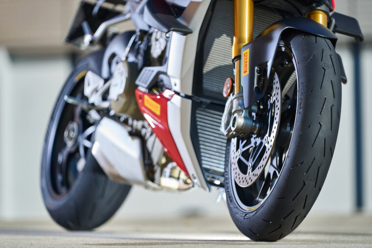 PIRELLI-DIABLO-ROSSO-IV-Corsa - 1