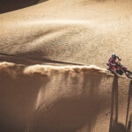 Especial Dakar 2022: toda la información 13 Sunderland ataca y recupera el liderato del Dakar 2022, Barreda y Santolino ceden