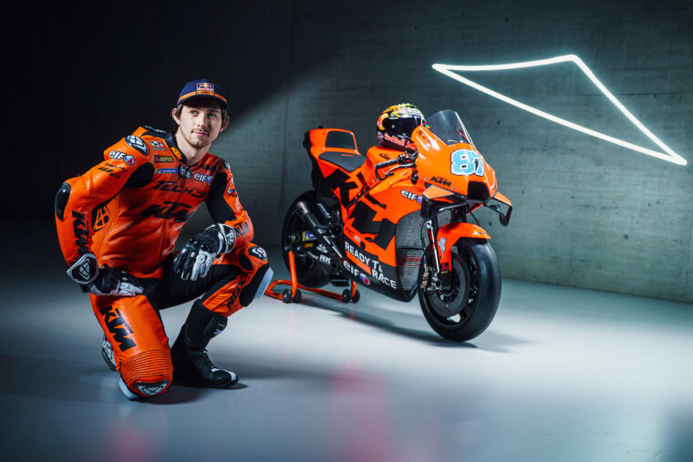 Tech3-KTM-RC16-MotoGP-2022_Raul-Fernandez_Remy-Gardner (196)