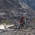 Price gana la décima etapa del Dakar 2022 y Barreda se acerca pese a una sanción