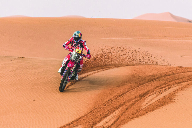 sam-sunderland-Dakar-Rally-2022 (1)