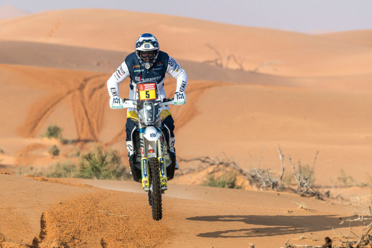 skyler-howes-husqvarna-dakar-2022-etapa-2 (1)