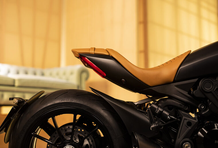 Ducati-XDiavel-Nera-2022- - 109