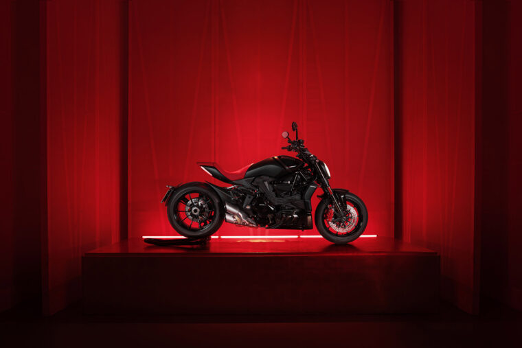 Ducati-XDiavel-Nera-2022- - 125
