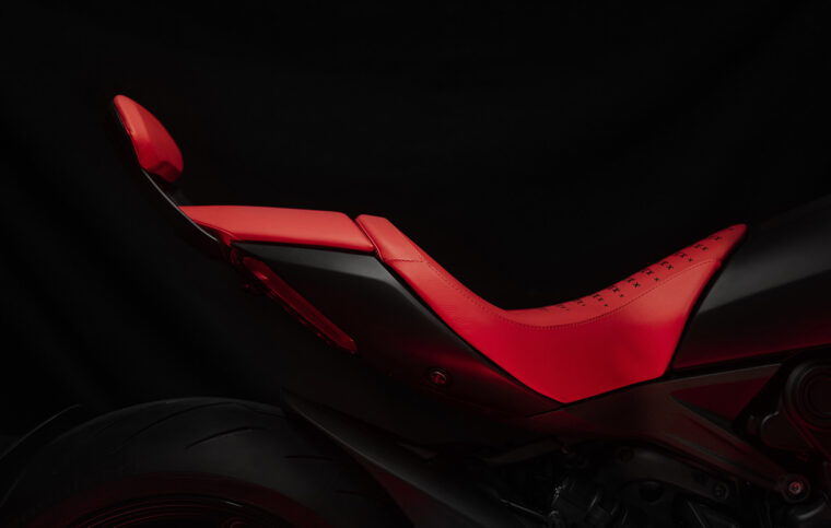 Ducati-XDiavel-Nera-2022- - 132