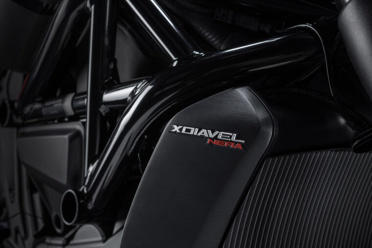 Ducati-XDiavel-Nera-2022- - 24