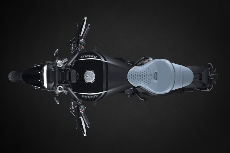 Ducati-XDiavel-Nera-2022- - 37