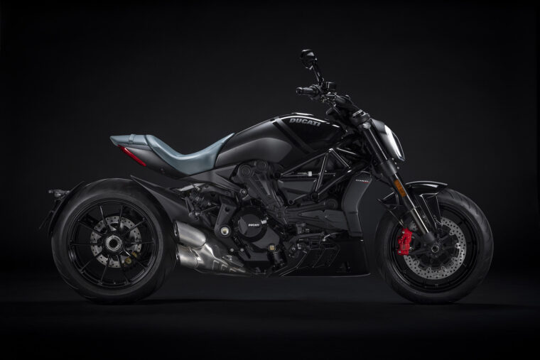 Ducati-XDiavel-Nera-2022- - 45