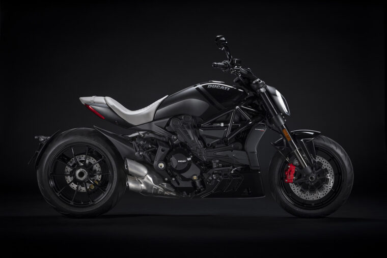 Ducati-XDiavel-Nera-2022- - 46