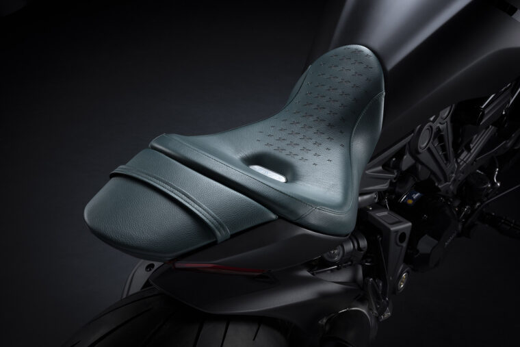 Ducati-XDiavel-Nera-2022- - 78