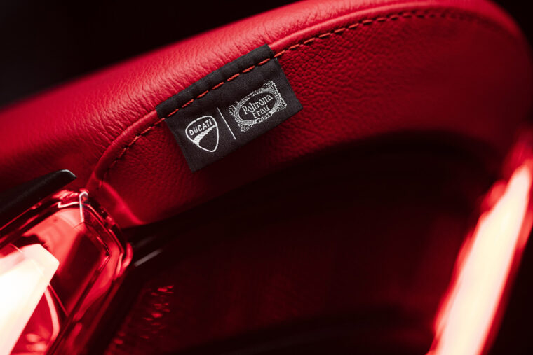 Ducati-XDiavel-Nera-2022- - 87