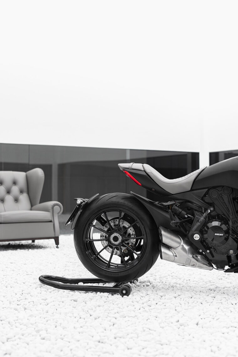 Ducati-XDiavel-Nera-2022- - 90