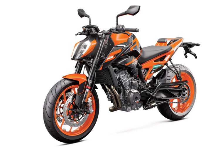 KTM-890-Duke-GP-2022- - 3