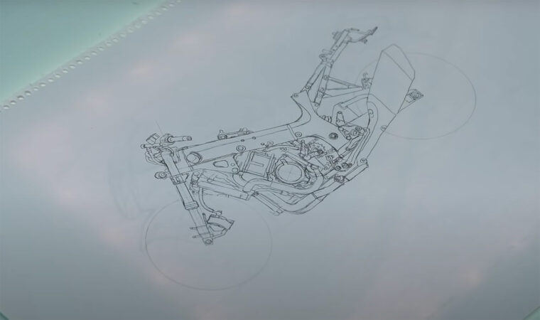 Suzuki-hayabusa-papel-2