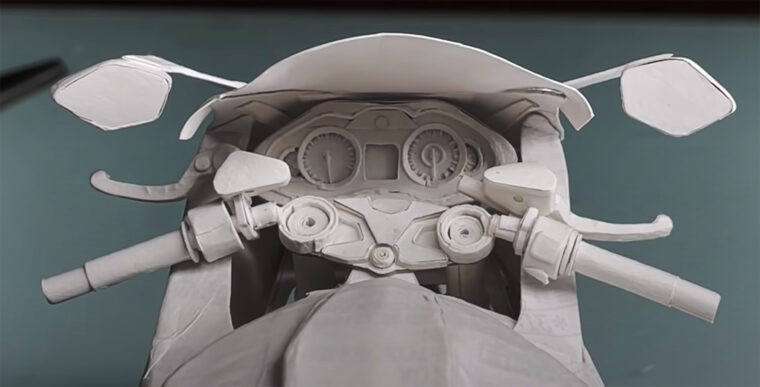 Suzuki-hayabusa-papel-6