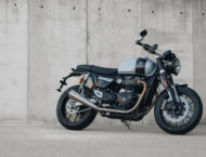 Triumph Speed Twin Breitling Edition 2022 1