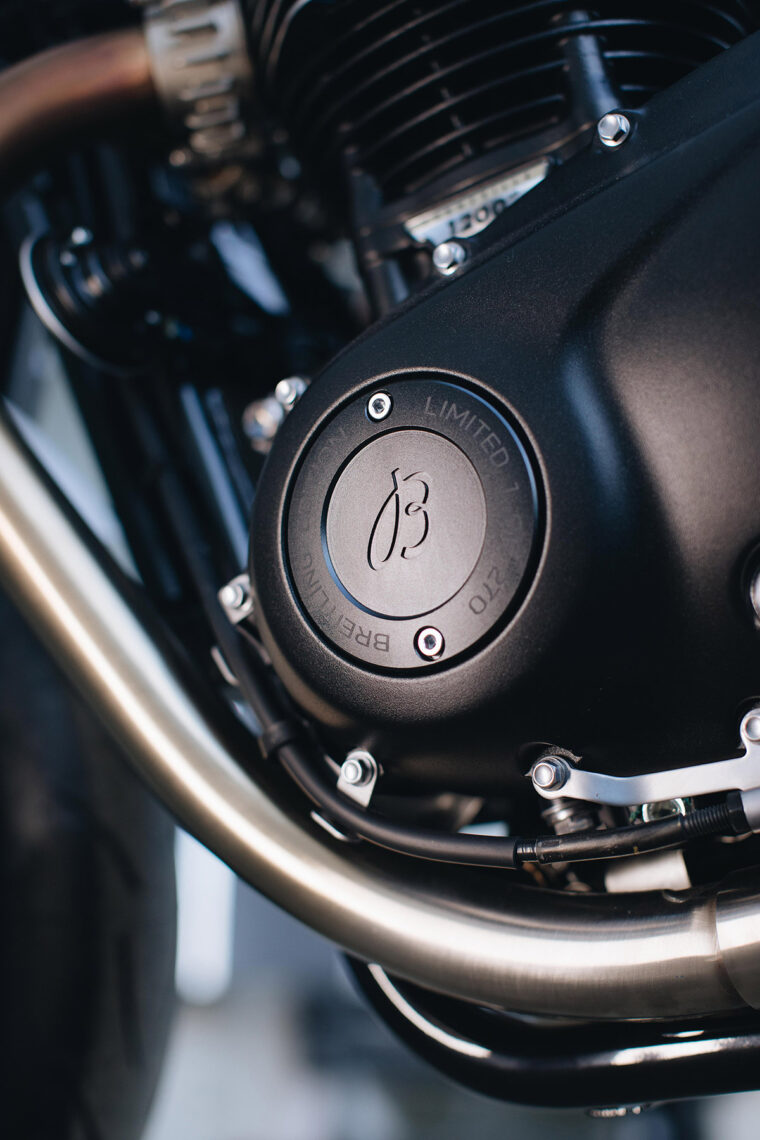 Triumph-Speed-Twin-Breitling-Edition-2022- - 14