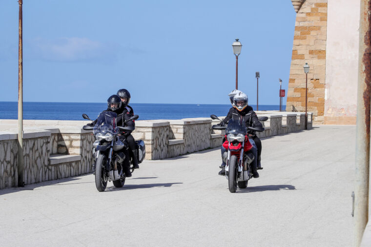 02 Moto Guzzi Experience 2022