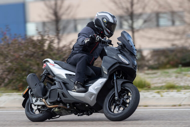 Aprilia-SR-GT-125-2022-opinion-prueba-2