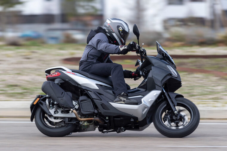 Aprilia-SR-GT-125-2022-opinion-prueba-9