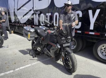 Buell SuperTouring 1190 y Baja DR: Las nuevas 'bizarradas' de la renacida marca americana 4 Buel SuperTouring 1190