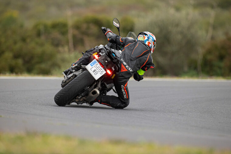 Dunlop-RoadSmart-4-IV-opiniones-prueba-17