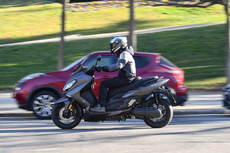 Nerva-EXE-scooter-electrico-carnet-A1-125-1