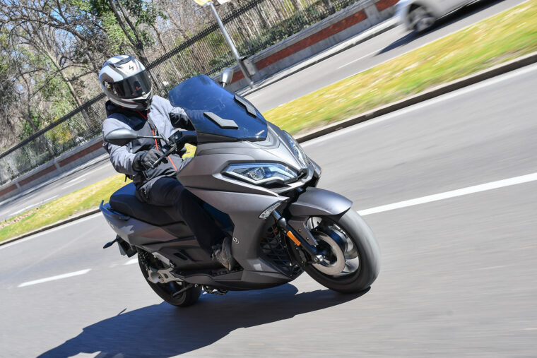 Nerva-EXE-scooter-electrico-carnet-A1-125-15