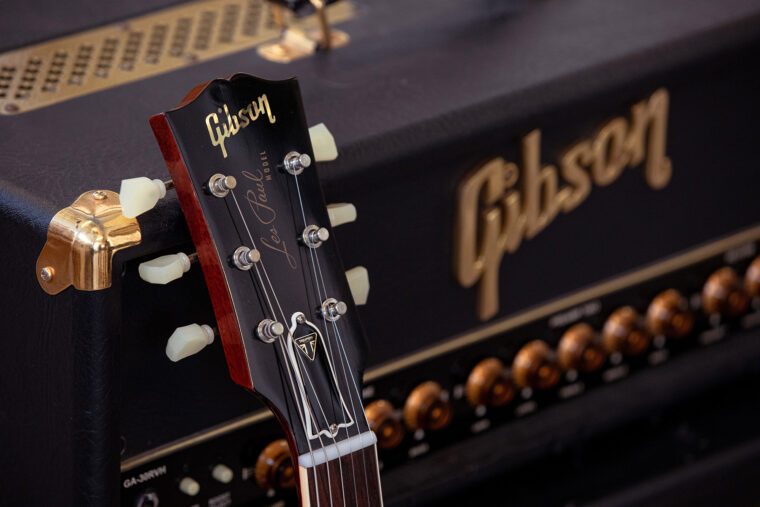 Triumph-T120-Gibson-Les-Paul-1959-Legends-18