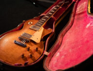 Triumph y Gibson lanzan ediciones especiales 1959 Legends con motivo solidario 30 Triumph T120 Gibson Les Paul 1959 Legends 41