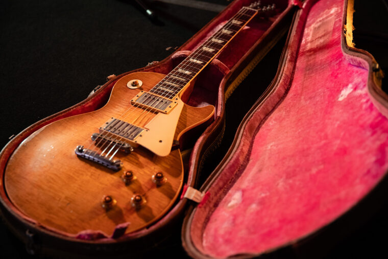 Triumph-T120-Gibson-Les-Paul-1959-Legends-41