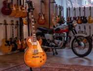 Triumph y Gibson lanzan ediciones especiales 1959 Legends con motivo solidario 29 Triumph T120 Gibson Les Paul 1959 Legends 42