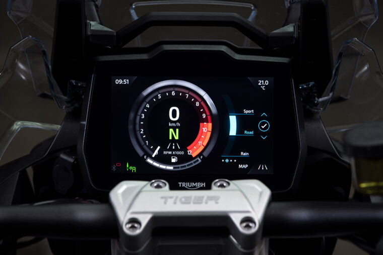 Triumph Tiger 1200 GT Pro-11