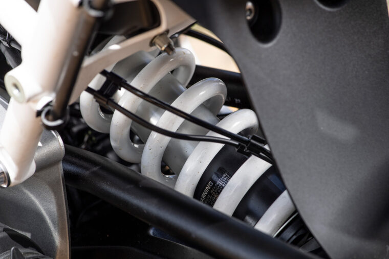 Triumph Tiger 1200 Rally Explorer-4